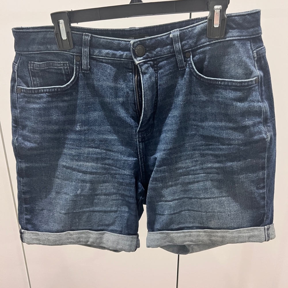 Simply Vera Vera Wang Dark Wash Jean Shorts